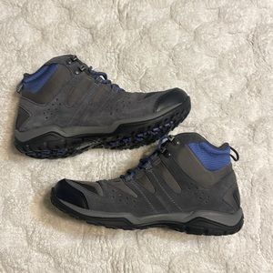 🆕 Columbia women boots